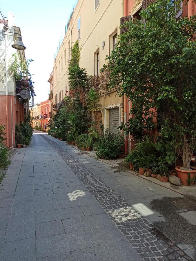 La Casetta Nel Centro Cagliari Exterior photo
